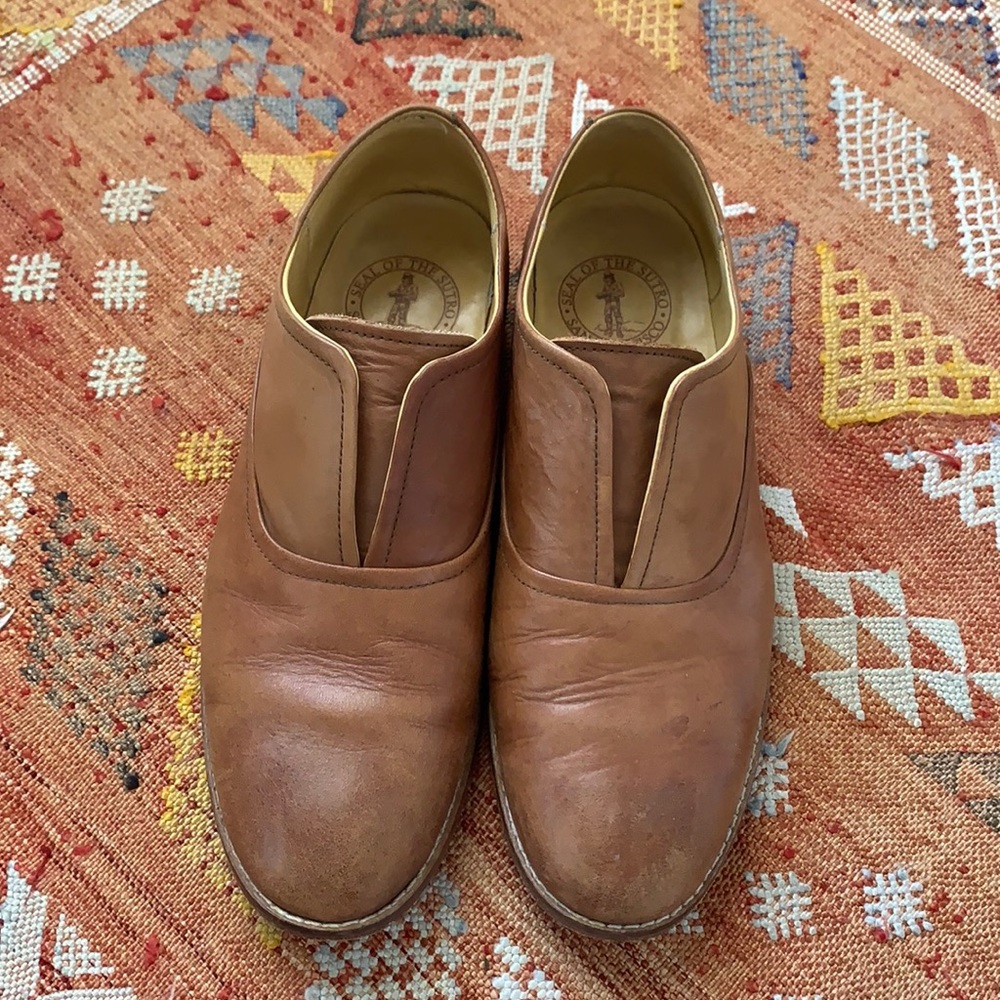 Cognac leather laceless Oxfords
